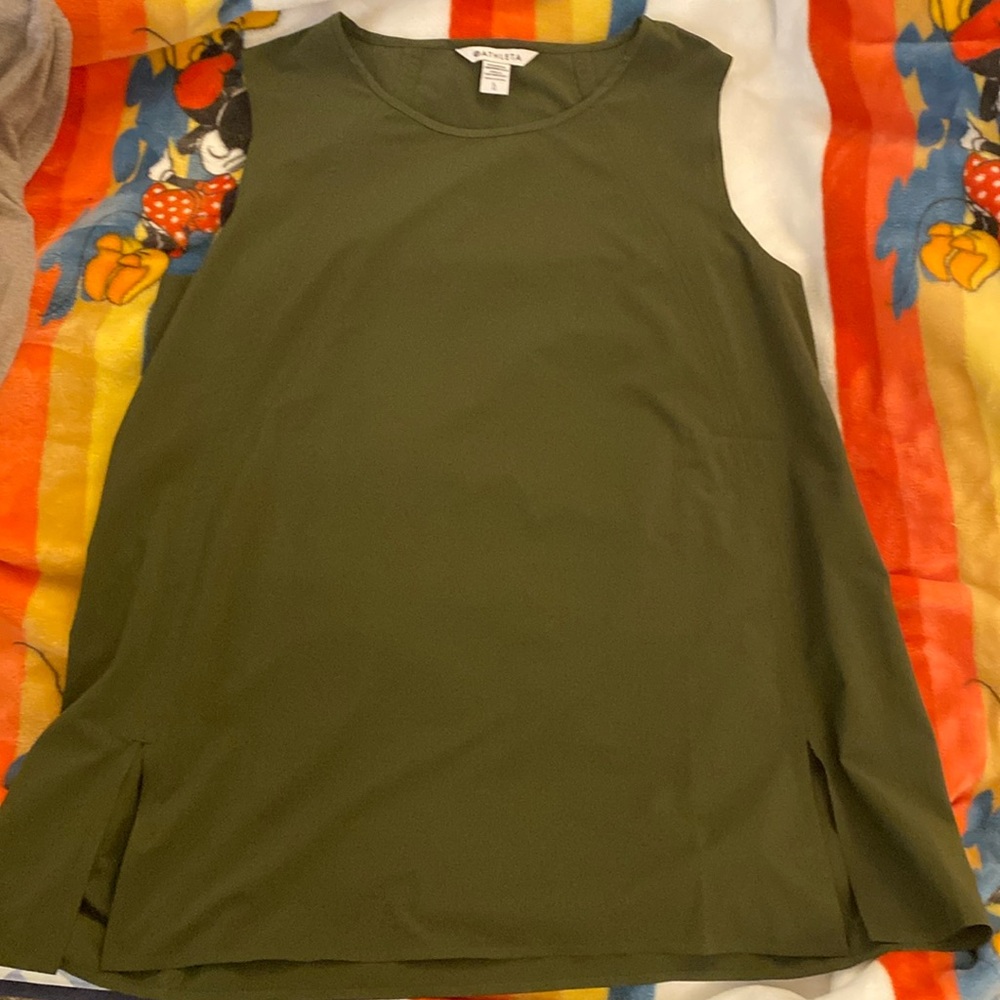 Athleta green tank